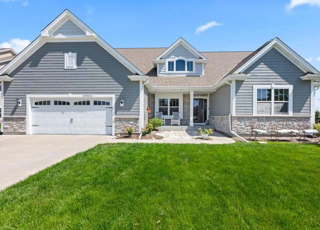 Property at N28W24340 Single Tree Ct, Pewaukee, WI 53072, 4 beds, 3.5 baths