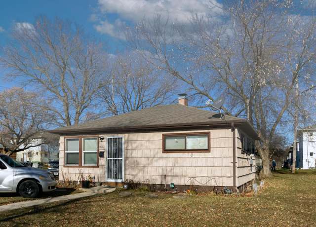 Property at 6012 W Carmen Ave, Milwaukee, WI 53218, 2 beds, 1 bath
