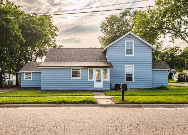 Property at 100 S Tyler St, Sparta, WI 54656, 5 beds, 2 baths