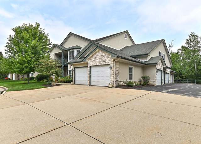 Property at 10216 W Deerwood Ln #24, Franklin, WI 53132, 2 beds, 2 baths