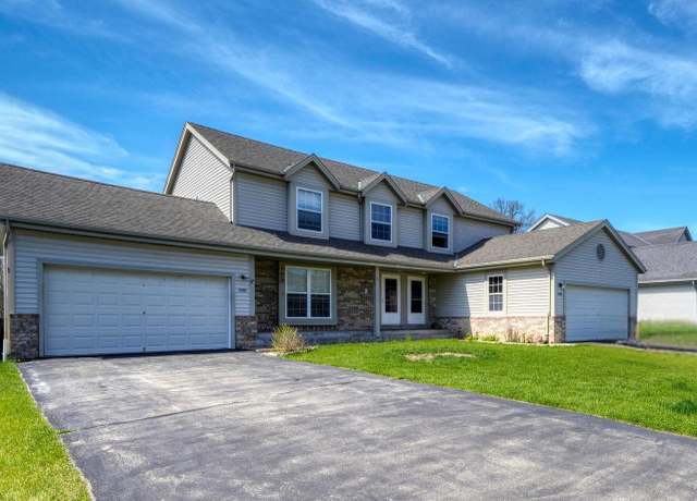 Property at 500 N 6th St, Waterford, WI 53185, 6 beds, 3 baths