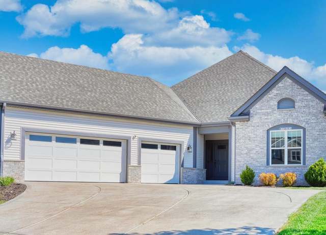 Property at W195N5814 Deer Park Ct, Menomonee Falls, WI 53051, 3 beds, 2 baths