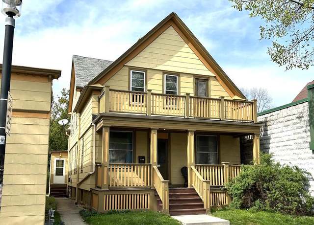 Property at 918 E Center St Unit 920,922, Milwaukee, WI 53212, 4 beds, 2 baths