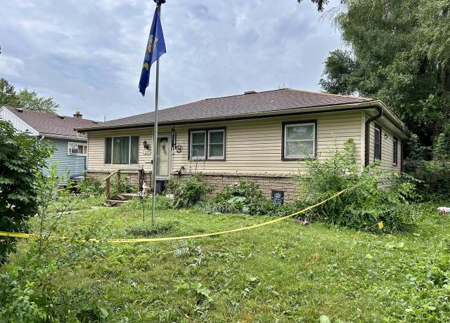 Property at 5337 N 62nd St, Milwaukee, WI 53218, 3 beds, 2 baths