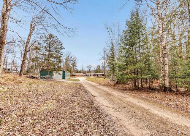 Property at N11598 Kosir Ln, Silver Cliff, WI 54104, 3 beds, 2.5 baths