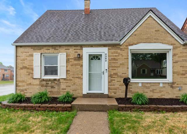 Property at 2302 S 75th St, West Allis, WI 53219, 4 beds, 1 bath