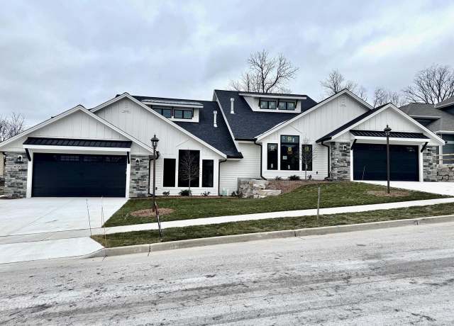 Property at 3535 Hawthorn Hill Dr, Waukesha, WI 53189, 3 beds, 2.5 baths