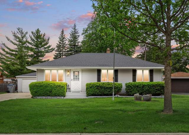 Property at 5861 S Marilyn St, Milwaukee, WI 53221, 3 beds, 2 baths