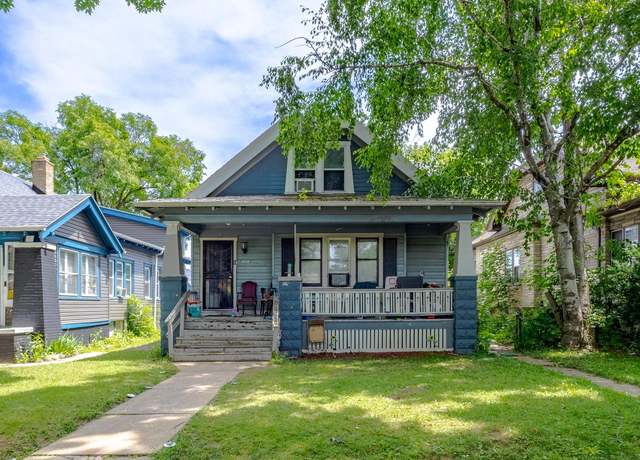 Property at 2424 N 48th St, Milwaukee, WI 53210, 3 beds, 2 baths