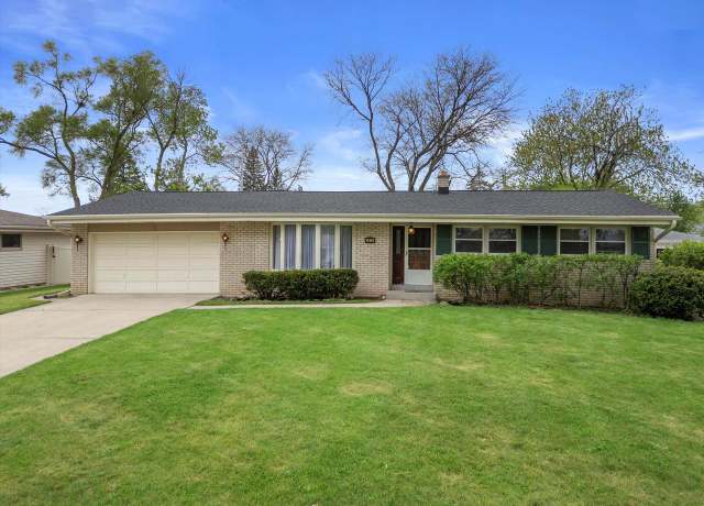 Property at 3514 Chippecotton St, Mount Pleasant, WI 53406, 3 beds, 1.5 baths