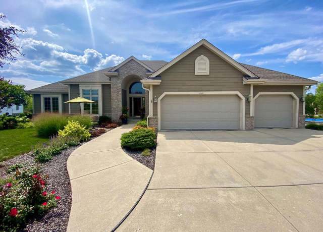 Property at 6597 S 50th St, Franklin, WI 53132, 3 beds, 2 baths