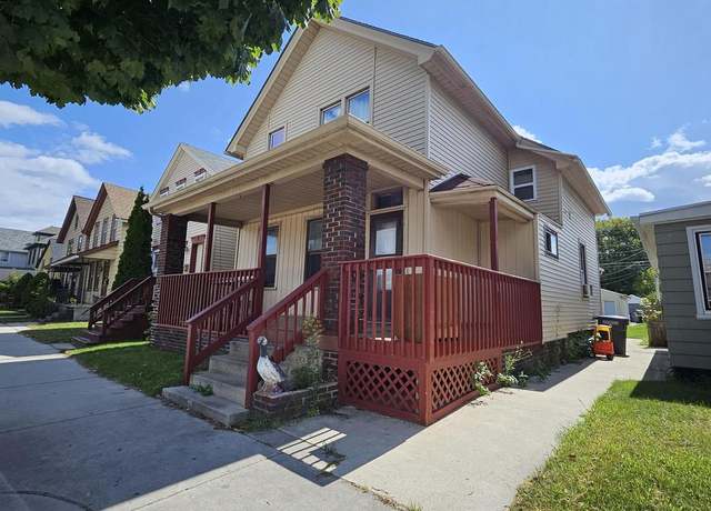 Property at 1025 Indiana Ave #1027, Sheboygan, WI 53081, 4 beds, 2 baths