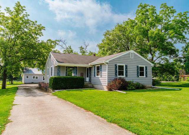 Property at 5912 E Creek Rd, Janesville, WI 53546, 2 beds, 1 bath