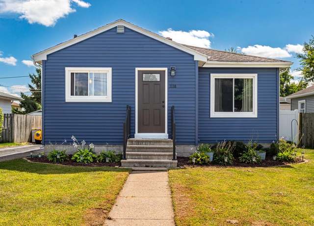 Property at 1118 Well St, Onalaska, WI 54650, 3 beds, 2 baths