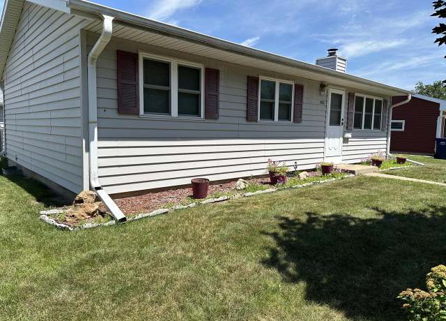 Property at 922 Eyler St, Sparta, WI 54656, 3 beds, 1 bath