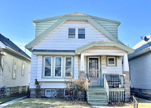 Property at 2925 S 7th St, Milwaukee, WI 53215, 5 beds, 2 baths