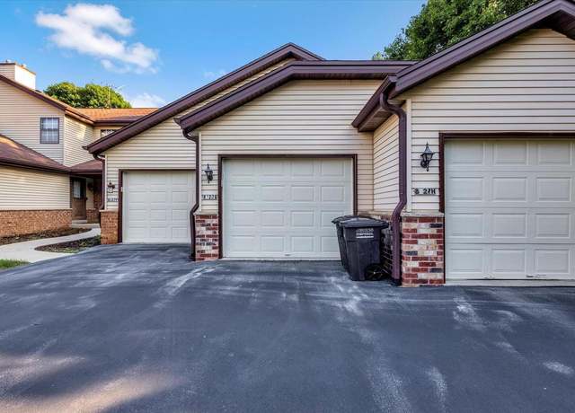 Property at 8127 S Legend Dr Unit G, Franklin, WI 53132, 2 beds, 1.5 baths