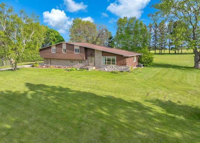 Property at W2378 Capital Dr, Campbellsport, WI 53010, 4 beds, 2 baths