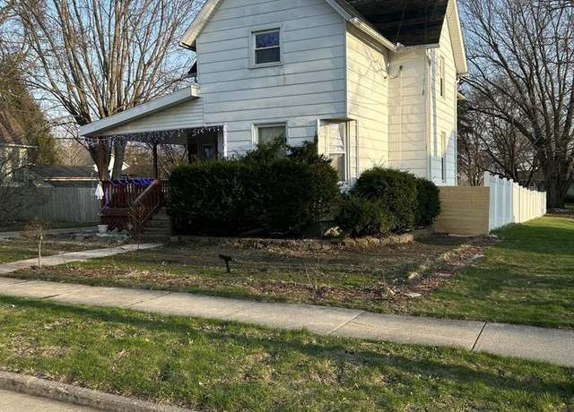 Property at 939 Main St, Lomira, WI 53048, 4 beds, 1.5 baths