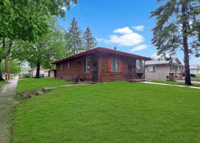Property at 5803 N 77th St, Milwaukee, WI 53218, 3 beds, 1 bath