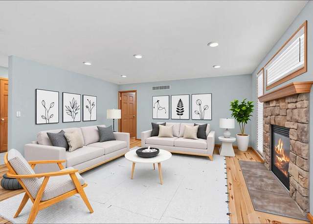 Property at 7605 W Windrush Ln, Franklin, WI 53132, 5 beds, 4.5 baths
