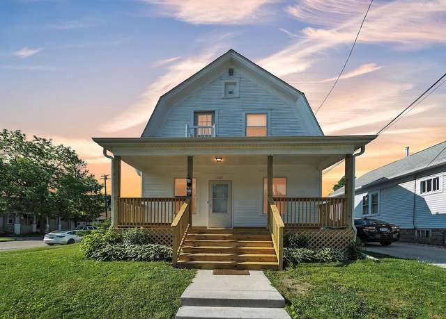 Property at 1103 Yout St, Racine, WI 53402, 3 beds, 2 baths