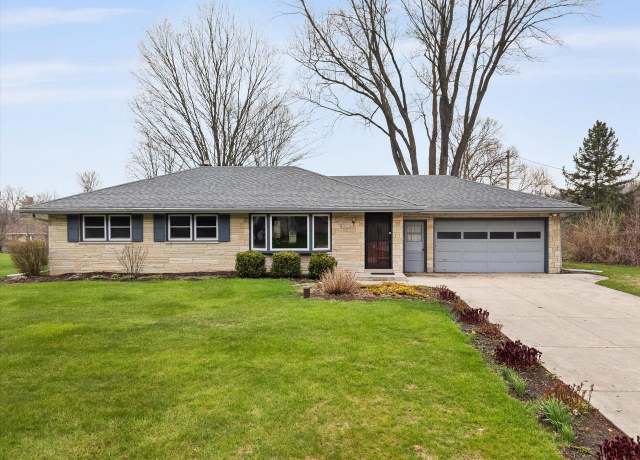 Property at N68W20922 Fairview Dr, Menomonee Falls, WI 53051, 3 beds, 1 bath