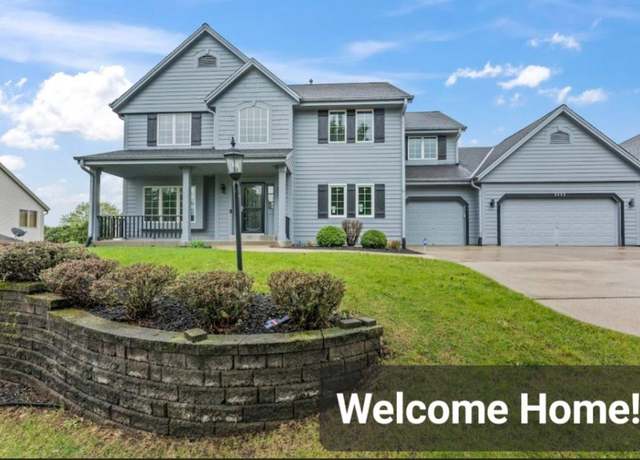 Property at 2605 River Ridge Dr, Waukesha, WI 53189, 4 beds, 3.5 baths