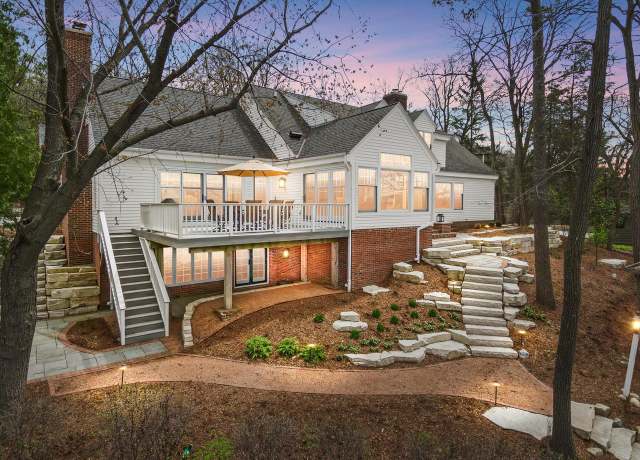 Property at 1347 Mariner Dr, Hartland, WI 53029, 3 beds, 3.5 baths