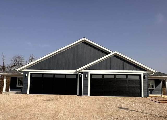 Property at 550 Raybern Ct #20, Random Lake, WI 53075, 2 beds, 2 baths
