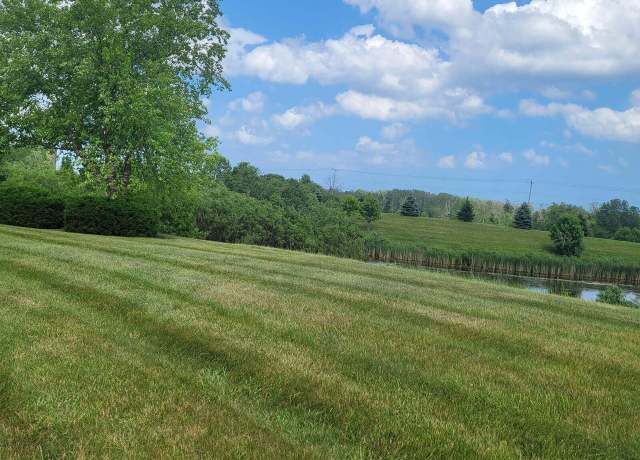Property at 2097 Willow Pond Way, Grafton, WI 53024