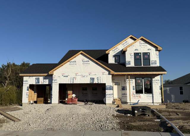 Property at 9546 S Bergamont Dr, Franklin, WI 53132, 4 beds, 2.5 baths
