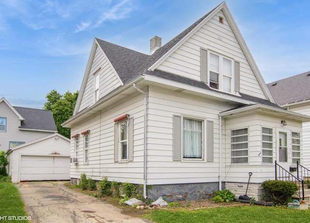 Property at 63 Grand Ave, Hartford, WI 53027, 3 beds, 1.5 baths
