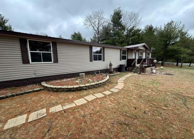 Property at 3958 W 9th Ct, Wisconsin Dells, WI 53965, 3 beds, 2 baths