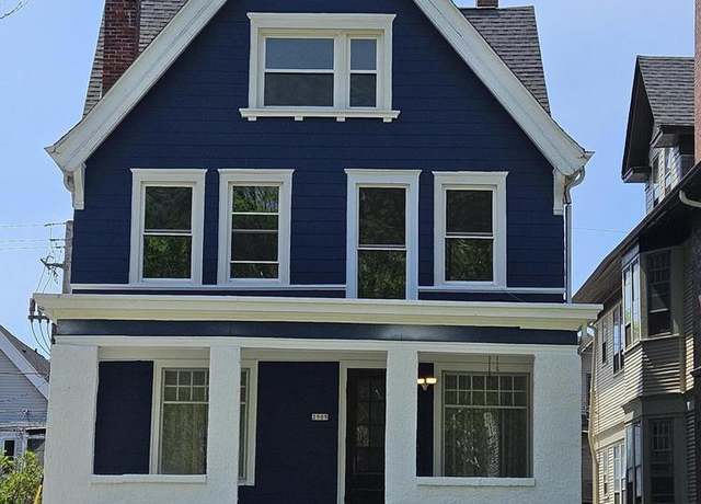 Property at 2909 N Farwell Ave, Milwaukee, WI 53211, 5 beds, 2.5 baths