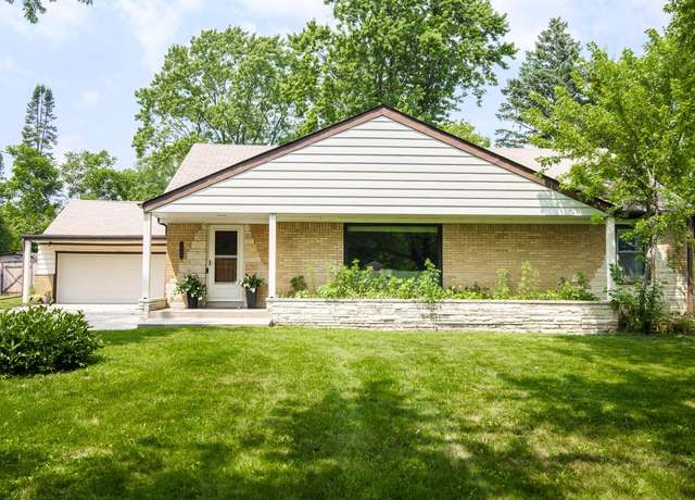 Property at 4345 N 135th St, Brookfield, WI 53005, 3 beds, 2 baths