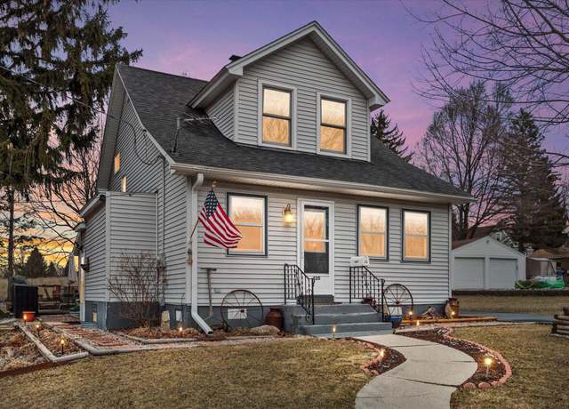 Property at 520 Jackson St, West Bend, WI 53090, 3 beds, 1.5 baths