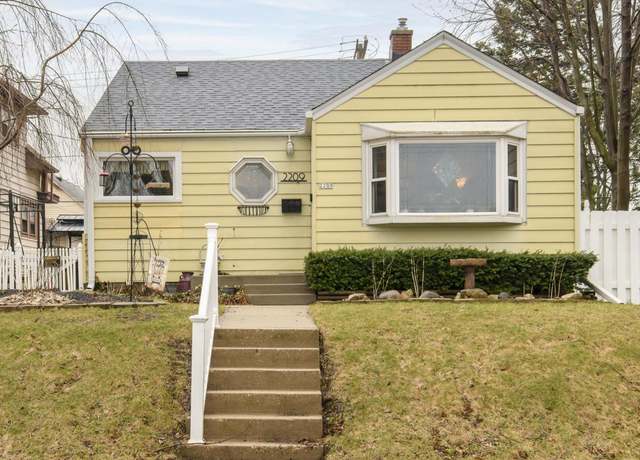 Property at 2209 S 64th St, West Allis, WI 53219, 2 beds, 1 bath