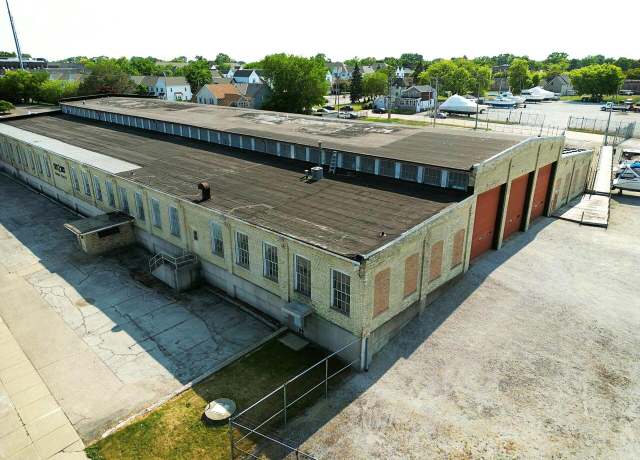 Property at 5136 Sheridan Rd, Kenosha, WI 53140