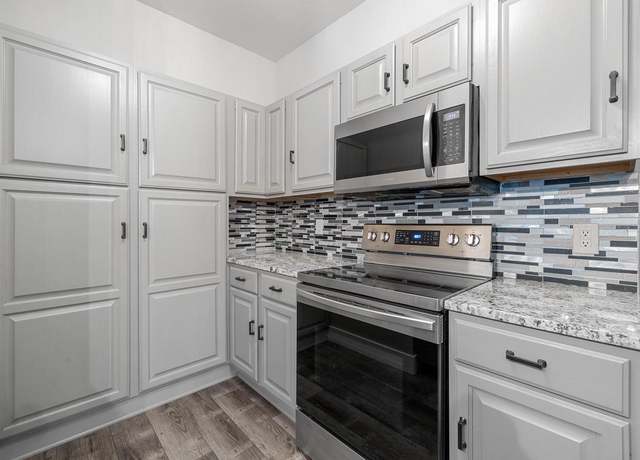 Property at 480 N Silverbrook Dr #106, West Bend, WI 53090, 2 beds, 2 baths