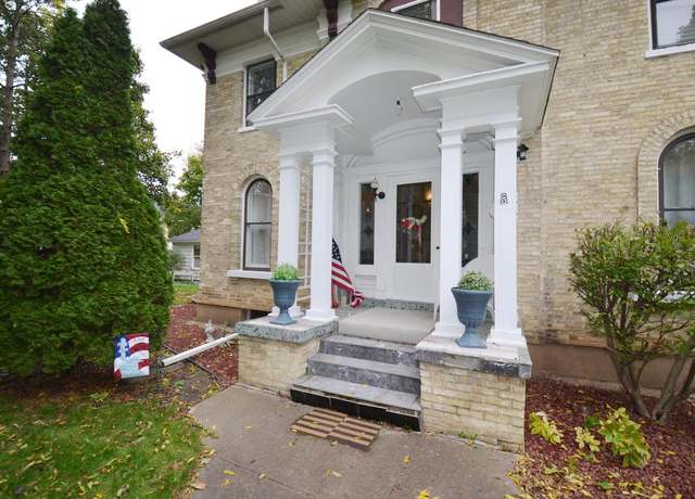 Property at 122 N Esterly Ave, Whitewater, WI 53190, 4 beds, 2 baths