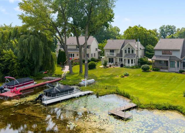 Property at 7450 E Wind Lake Rd, Waterford, WI 53185, 3 beds, 2.5 baths