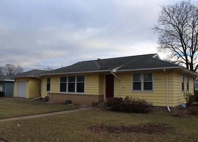 Property at 2136 Weston St, La Crosse, WI 54601, 2 beds, 2 baths