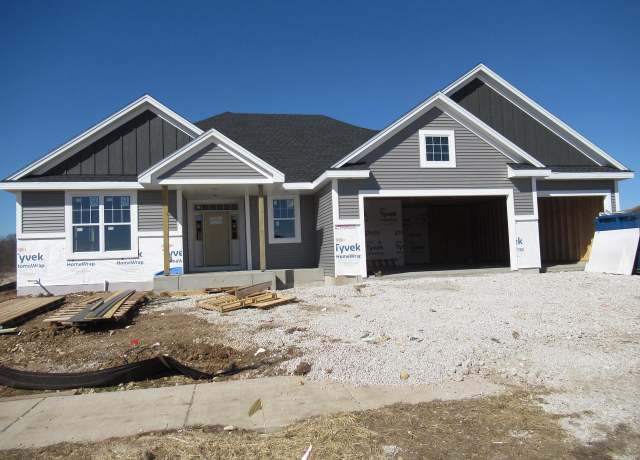 Property at 1652 Switchgrass St, Oconomowoc, WI 53066, 3 beds, 2 baths