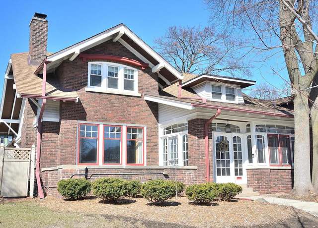 Property at 2371 N Sherman Blvd, Milwaukee, WI 53210, 5 beds, 2 baths