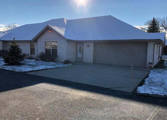 Property at 807 Dylan Dr, Elkhorn, WI 53121, 3 beds, 2 baths