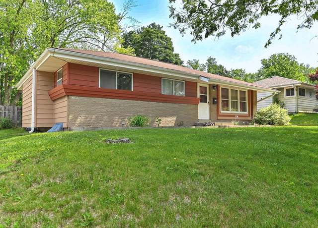 Property at 426 Richard St, Waukesha, WI 53189, 3 beds, 1.5 baths