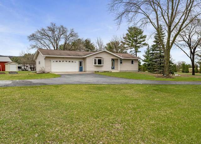 Property at N8210 Amsterdam Prairie Rd, Holmen, WI 54636, 4 beds, 2 baths