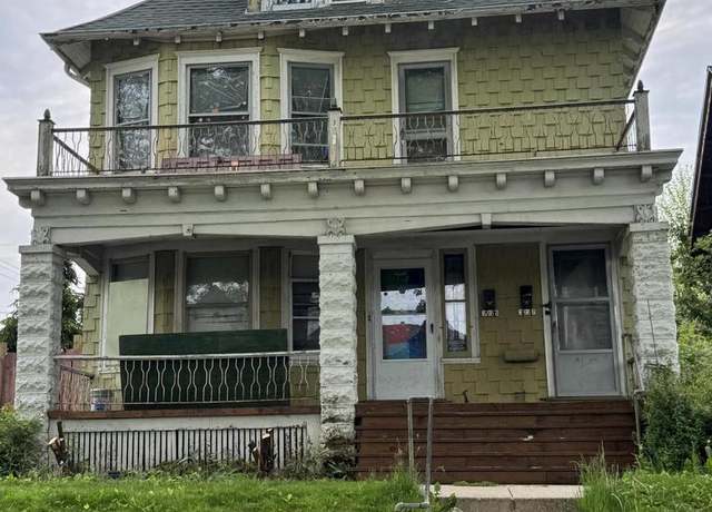 Property at 3225 N 24th Pl #3227, Milwaukee, WI 53206, 6 beds, 2 baths