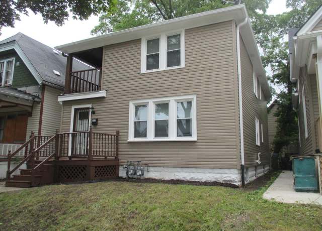 Property at 3035 N 10th St, Milwaukee, WI 53206, 6 beds, 2 baths